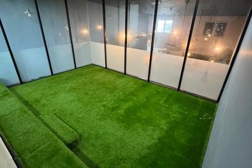 Bandar Laguna Merbok