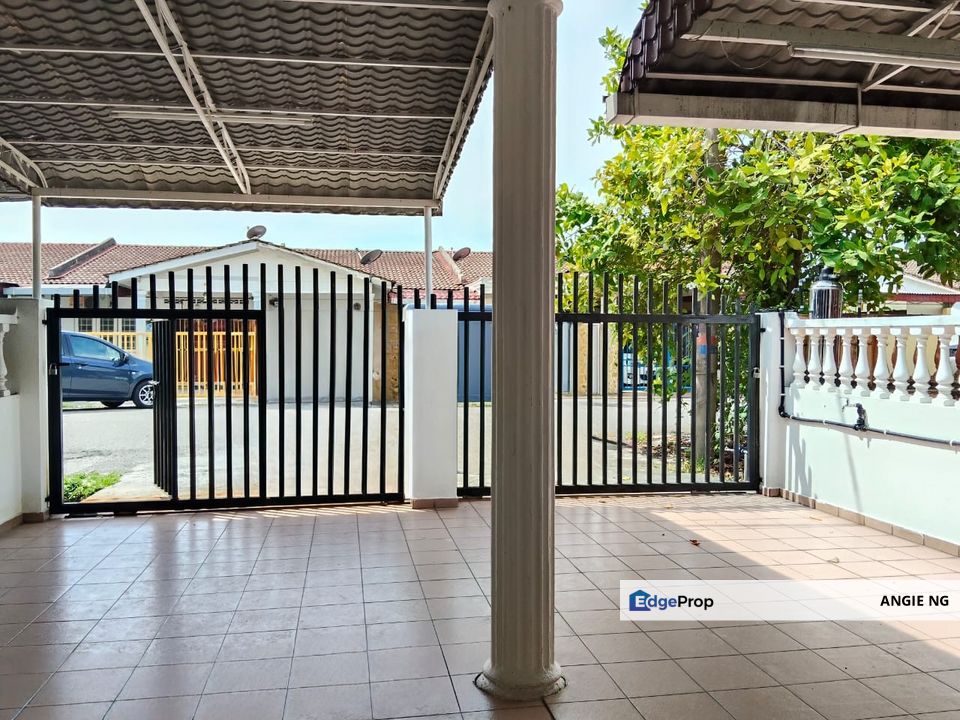 Taman Sentosa, Jalan Dato Abdul Hamid Klang, Single Storey House For Rent, Partial Furnished, Selangor, Klang