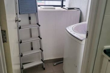 I Residence @ I City