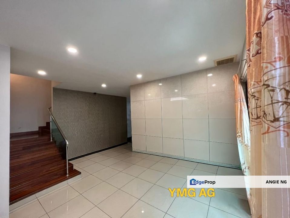 Jalan Rantau Panjang Klang, 2 Storey Semi-D House For Sale, Fully Furnished, Selangor, Klang