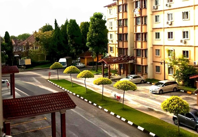 Bandar Bukit Tinggi 1 Apartment