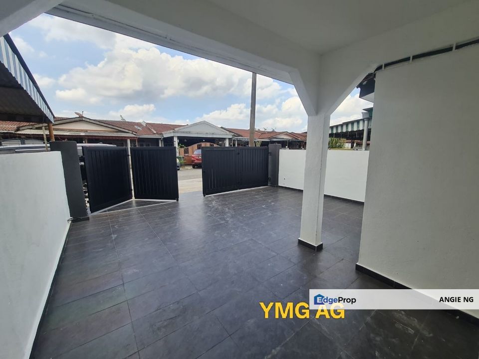 Taman Sentosa Jalan Dato Hamid Klang, Single Storey Renovated House For Sale, Partial Furnished & 100% Full Loan, Selangor, Klang