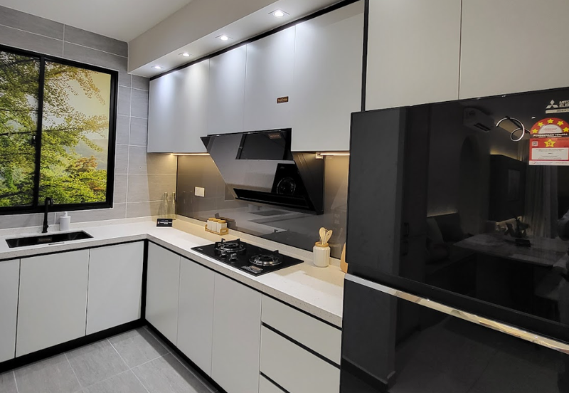 Lakefront Condominium | Emerald Hills @ Alam Damai