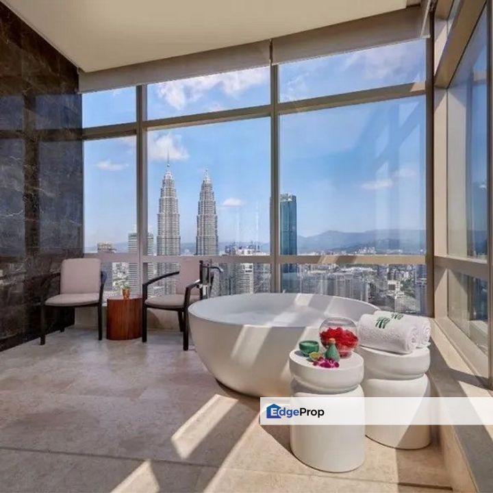 Foreigner friendly project, Freehold KLCC view fully furnished below 1M, Kuala Lumpur, KL City