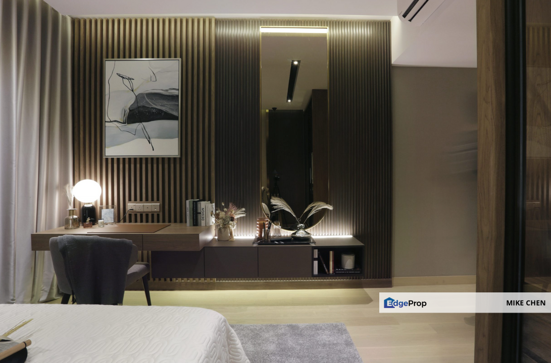 Freehold 1200 sqft above residential condo with furnished and near  LRT, Kuala Lumpur, Bukit Jalil