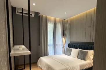 Big size condo with fully furnished completed 2027