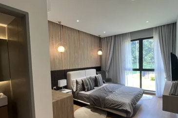 Big size condo with fully furnished completed 2027