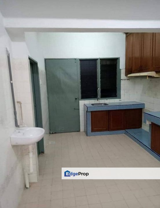 双层排屋出售｜Taman Maju 2, Kajang, Selangor, Kajang