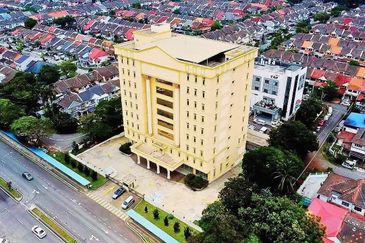 Taipan Business Centre, USJ 10