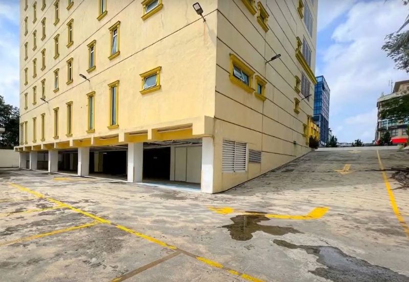 Taipan Business Centre, USJ 10