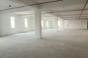 Taipan Business Centre, USJ 10