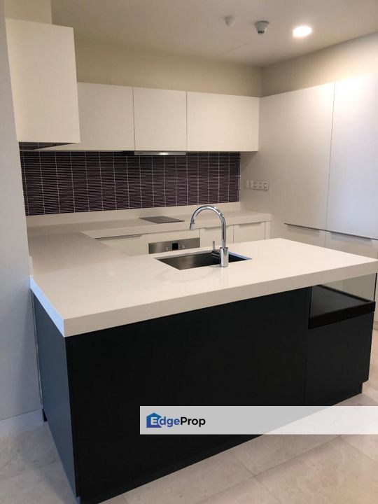 Tropicana The Residence KLCC • 1,006sqft • 2 Bedrooms • 2 Bathrooms • Fully Furnished • For Sale, Kuala Lumpur, KLCC