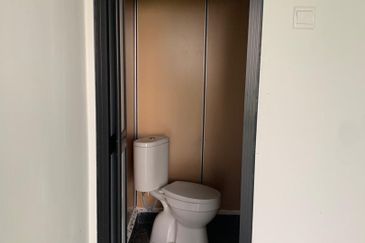 Puchong Meranti Agriculture Land For Rent | 3 Acres | With Utilities & Container Setup 农业地出租 | 水电齐全+集装箱办公室 + 3 英亩地