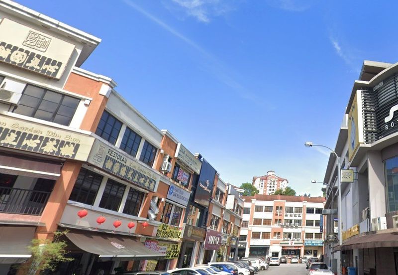 Jalan Kenari, Bandar Puchong Jaya