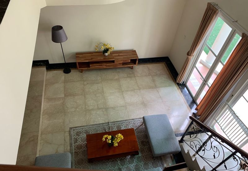 Kiara Peak (Puncak Kiara)