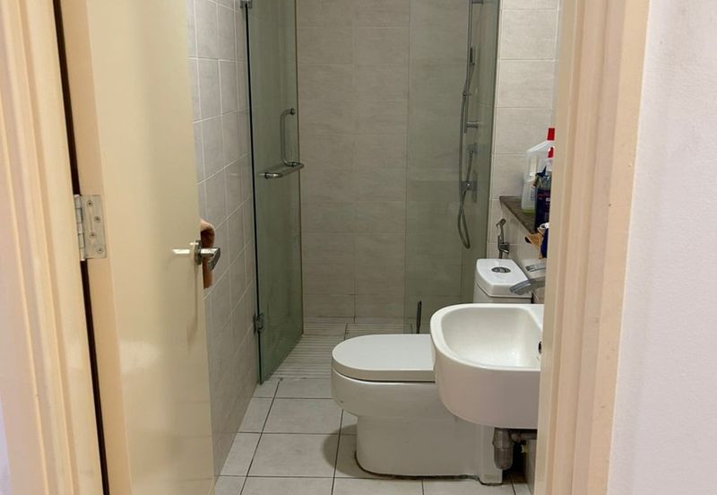 Summerglades, Perdana Lakeview West