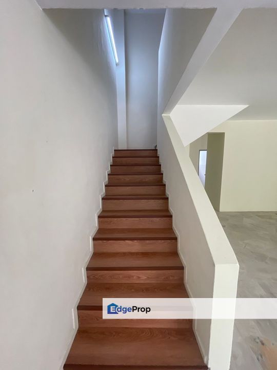 Saujana Puchong 2-Storey Terrace House For Rent 双层排屋出租, Selangor, Puchong South