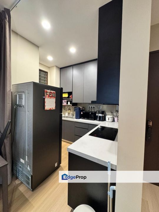 Zentro Residences 969sqft | Fully Renovated Modern 3R2B | Designer Interior | Move-In Condition | RM3,300/month, Selangor, Puchong South