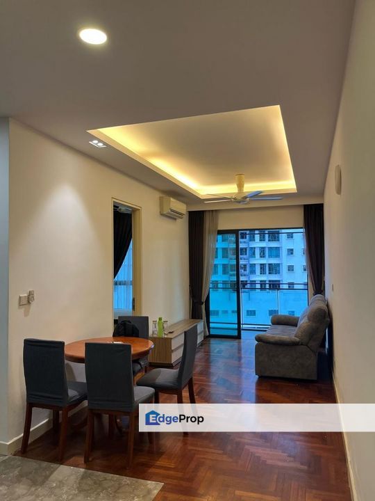 Residency V @ Old Klang Road 645sqft 两房两浴 Fully Furnished 实用型布局 木地板设计 温馨居家风格 配2车位 交通便利 适合自住或上班族, Kuala Lumpur, Jalan Klang Lama (Old Klang Road)