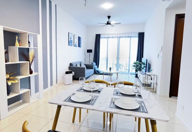 Queens Residences Q2