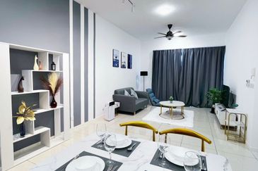 Queens Residences Q2