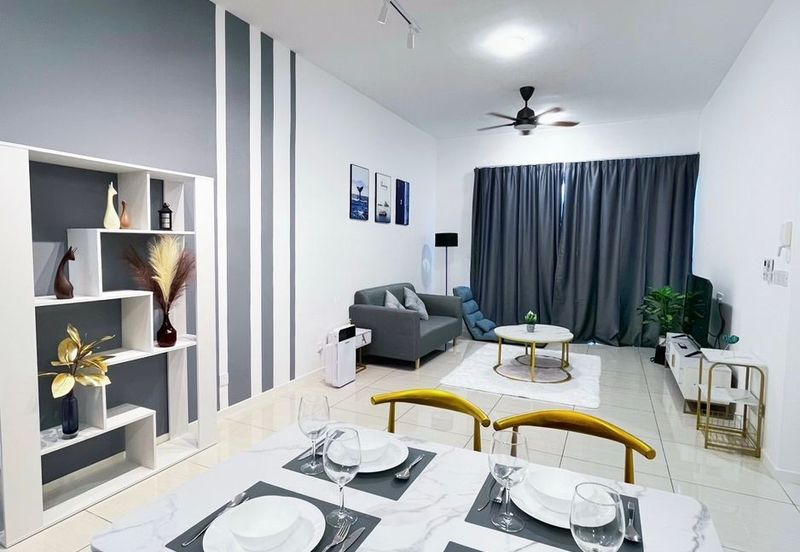 Queens Residences Q2