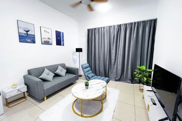 Queens Residences Q2