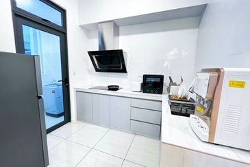 Queens Residences Q2