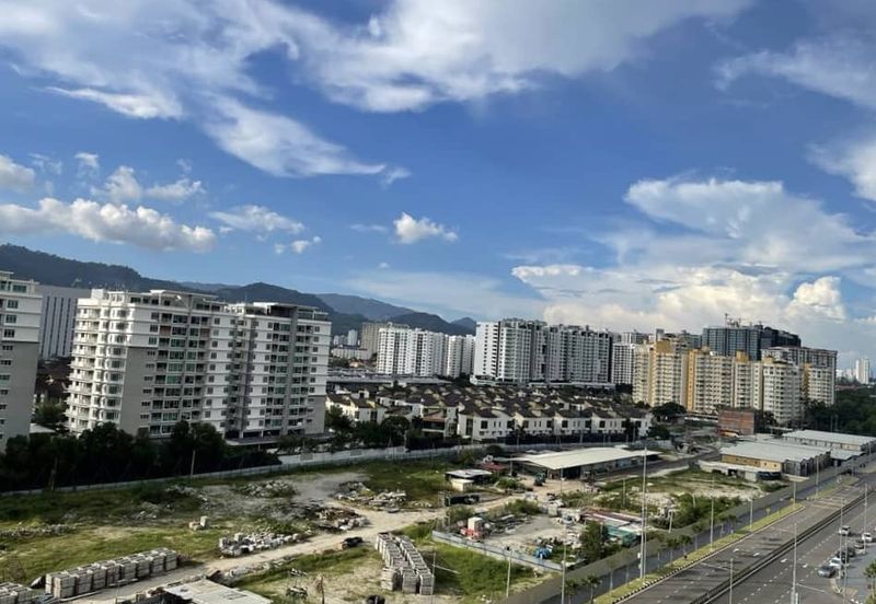 Queens Residences Q2