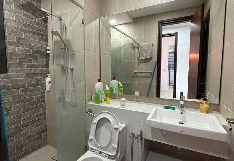 Queens Residences Q2