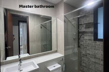 Queens Residences Q2