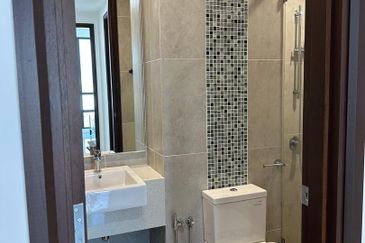 Queens Residences Q2