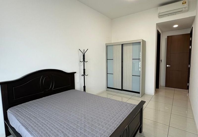 Queens Residences Q2