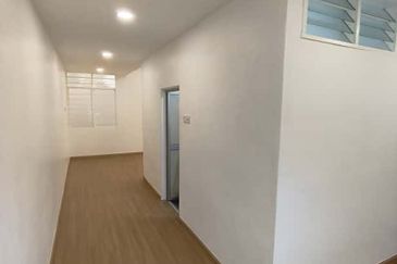 Taman Desa Aman Sungai Lalang Long Car Porch Cuci Kaki Masuk Rumah Boleh Full Loan Setingkat Ruumah