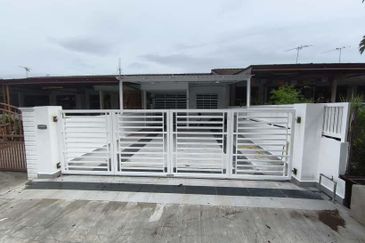 Taman Desa Aman Sungai Lalang Long Car Porch Cuci Kaki Masuk Rumah Boleh Full Loan Setingkat Ruumah