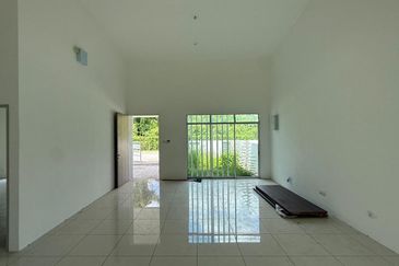 YARRA PARK WESTFIELD