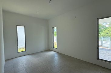 YARRA PARK WESTFIELD