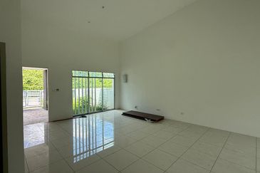 YARRA PARK WESTFIELD