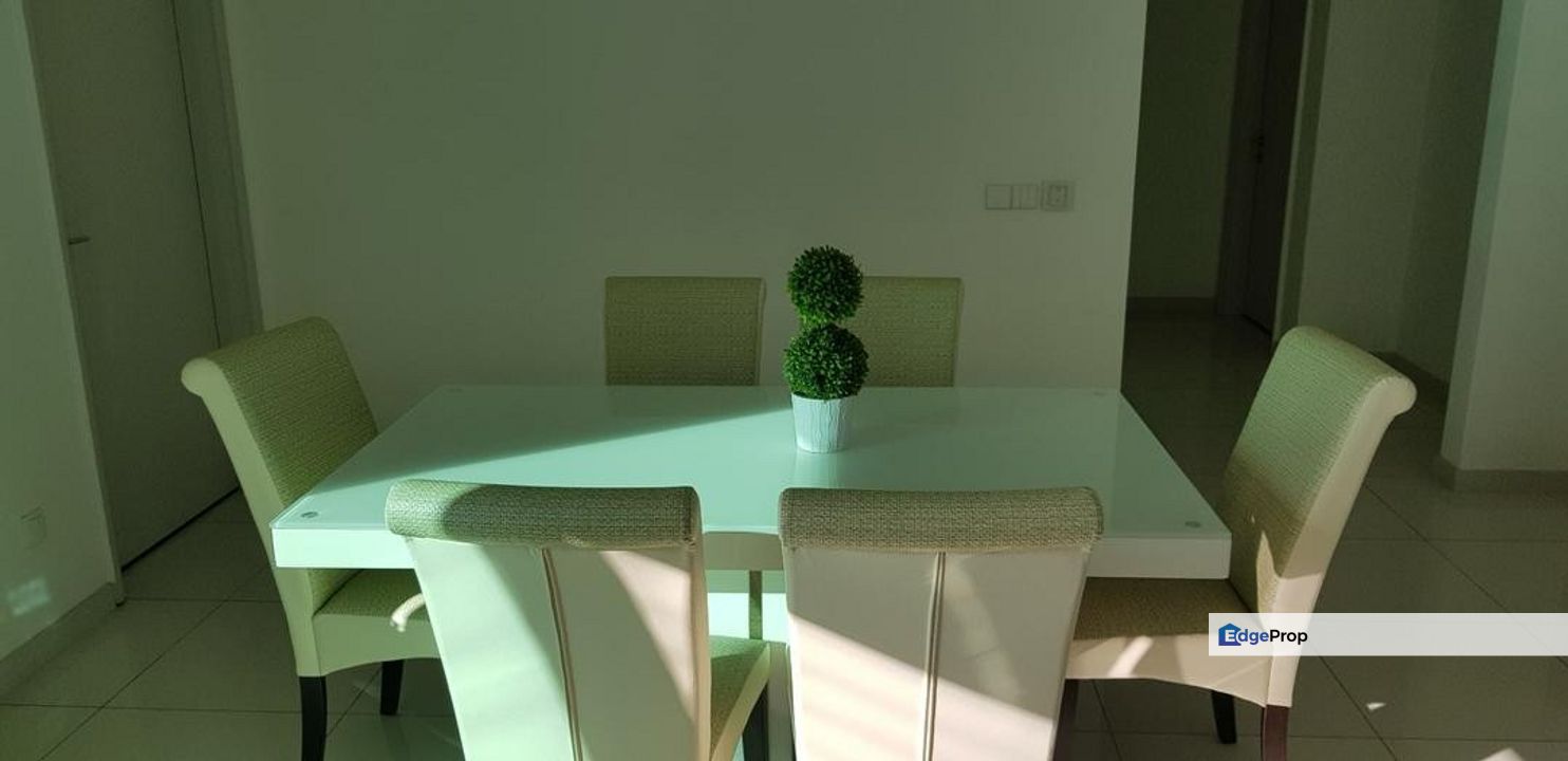 The Light Collection 3 Fully Furnish Seaview Unit , Penang, Gelugor