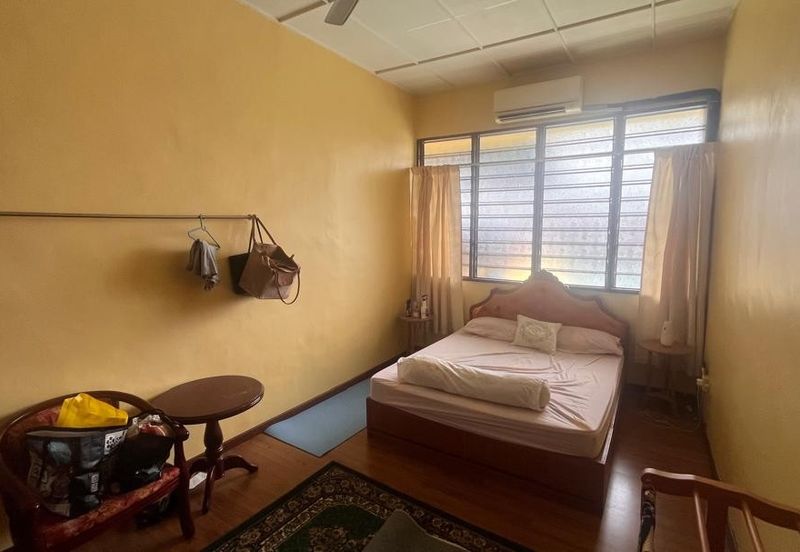 Persiaran Pantai Jerjak 8