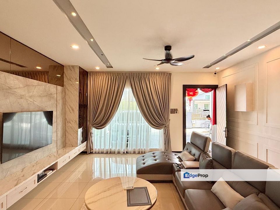 Roseville Double Storey Semi D End Lot For Sales Ready Fully Renovated Easily Move In, Kedah, Sungai Petani