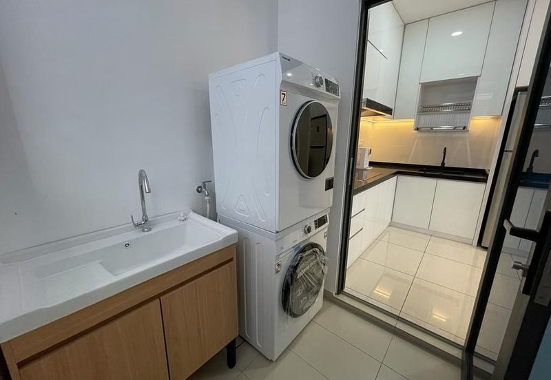 Queens Residences Q2