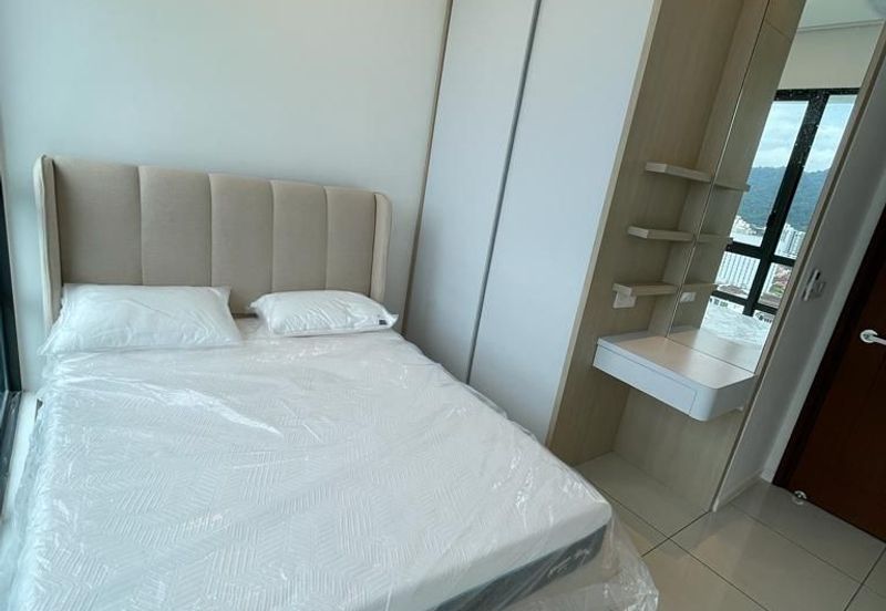 Queens Residences Q2