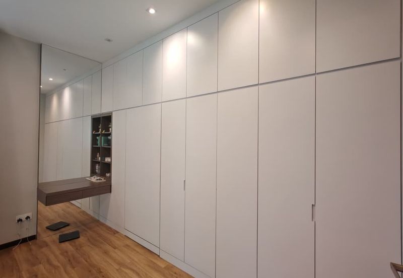 Sierra, Bukit Banyan