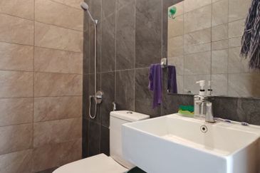 Sierra, Bukit Banyan