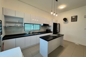 YARRA PARK WESTFIELD