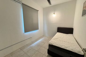 YARRA PARK WESTFIELD