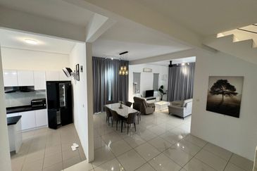 YARRA PARK WESTFIELD