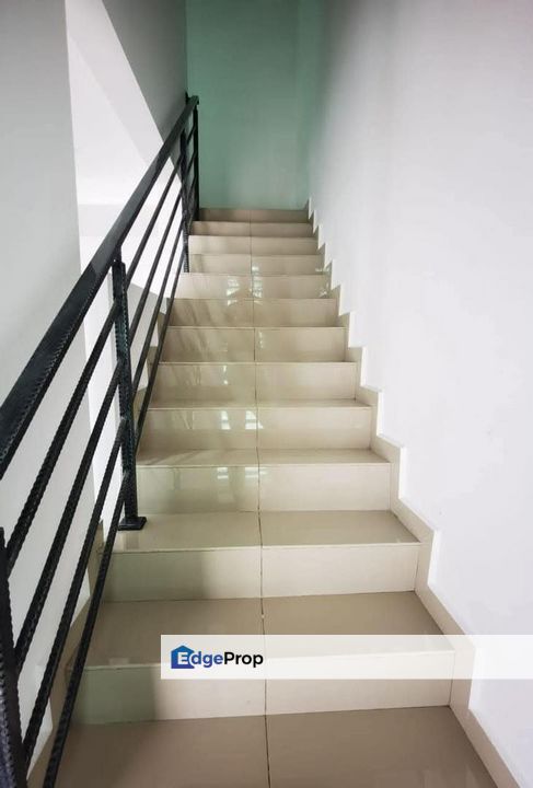 Taman Mutiara Jaya, Skudai, Johor, 2 Storey House, 4 Bedroom 3 Bathroom, Johor, Skudai