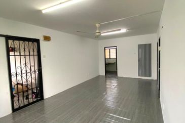 Untuk Disewa Flat PKNS Block 9 Seksyen 16 Bandar Baru Bangi